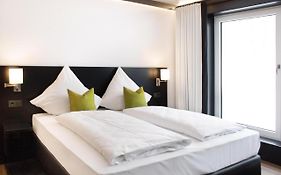 TO Hotel